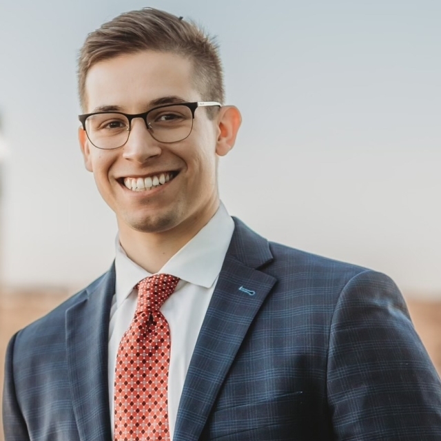 About Us Capstone Wealth Management Group of Wells Fargo Advisors, Naperville, IL Wells